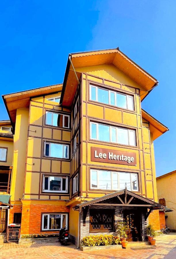 Lee Heritage Srīnagar Exterior foto