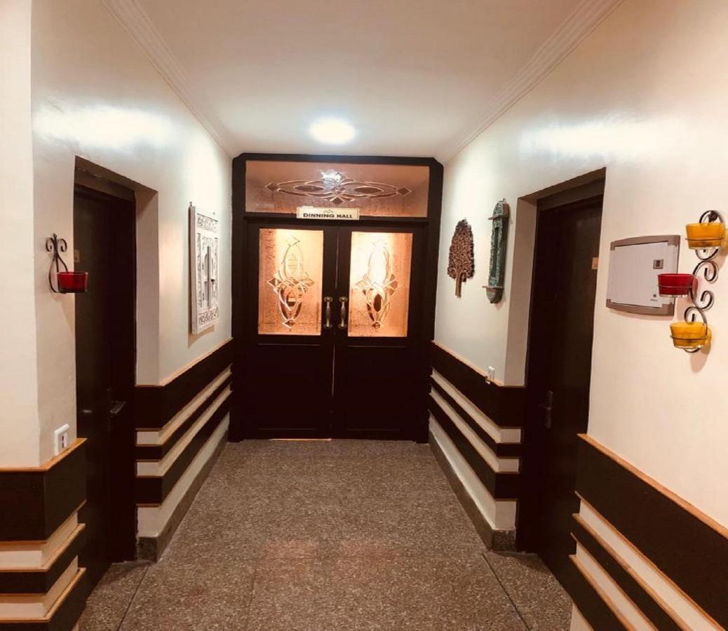 Lee Heritage Srīnagar Exterior foto