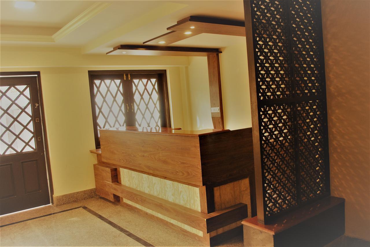 Lee Heritage Srīnagar Exterior foto